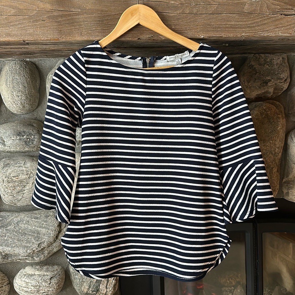 Flattering stripped blouse